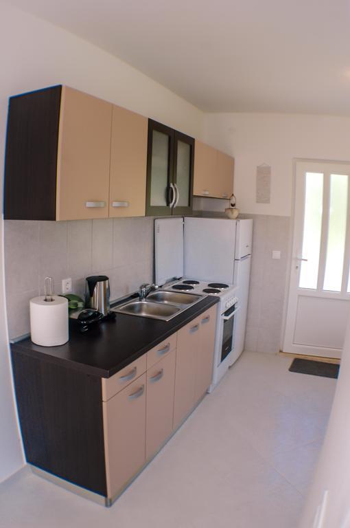 Apartments Frano Ropa エクステリア 写真